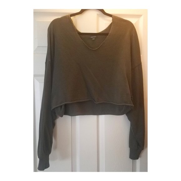 Wild Fable Cropped Pullover Sweatshirt M